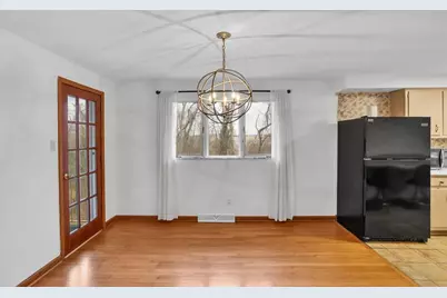 15 Pleasant Dr, Monessen, PA 15062 - Photo 10