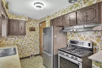 13348 Dean, North Huntingdon, PA 15642 - Photo 18