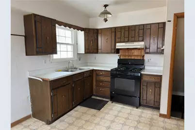 455 Adrian Sherrett Rd, Washington Township, PA 16210 - Photo 6