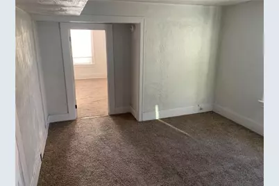 725 Clarissa St, Pittsburgh, PA 15219 - Photo 8