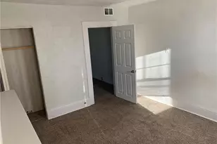 725 Clarissa St, Pittsburgh, PA 15219 - Photo 10