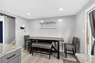 101 Cranbrooke Dr, Findlay Township, PA 15108 - Photo 8