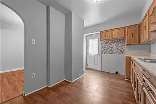 709 Spruce St, Irwin, PA 15642 - Photo 8