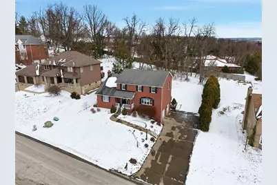 571 Cedar Glenn Dr, North Huntingdon, PA 15642 - Photo 2