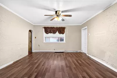 3308 N 32nd Ave, Pulaski Township, PA 15066 - Photo 8