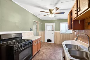 3308 N 32nd Ave, Pulaski Township, PA 15066 - Photo 12