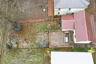 3308 N 32nd Ave, Pulaski Township, PA 15066 - Photo 4