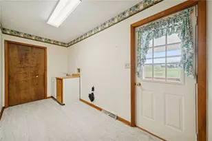 805 James Way, Mt Pleasant Boro, PA 15666 - Photo 14