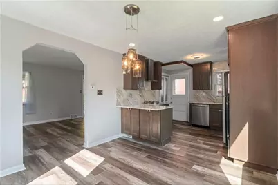 728 Mayville Ave, Pittsburgh, PA 15226 - Photo 8