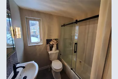 728 Mayville Ave, Pittsburgh, PA 15226 - Photo 14