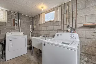 1285 Scenic Dr, Latrobe, PA 15650 - Photo 12