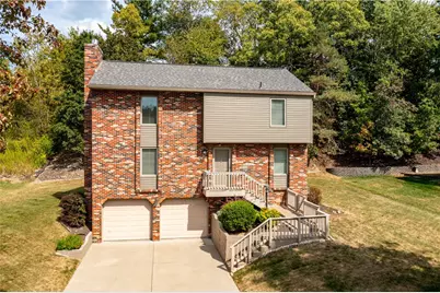 79 Fawnvue Dr, Robinson Twp, PA 15136 - Photo 1