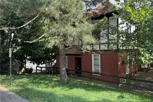447 / 449 West Pittsburgh St, Greensburg, PA 15601 - Photo 4