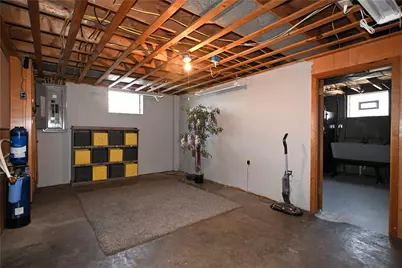 37 Overhill Drive, Monessen, PA 15062 - Photo 18