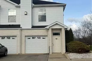 248 Adams Pointe Blvd, Adams Township, PA 16046 - Photo 2