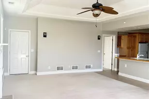 248 Adams Pointe Blvd, Adams Township, PA 16046 - Photo 6