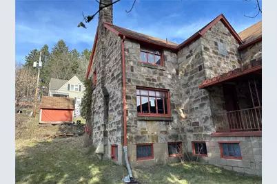 101 Hoffman Blvd, Ross Twp, PA 15209 - Photo 10