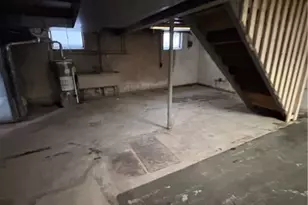 1020 Poe St, Vandergrift, PA 15690 - Photo 16