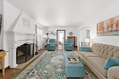 1012 Forsythe Rd, Carnegie, PA 15106 - Photo 2