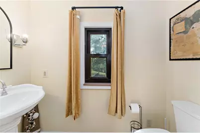 1012 Forsythe Rd, Carnegie, PA 15106 - Photo 16