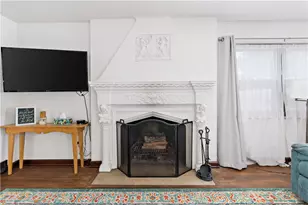 1012 Forsythe Rd, Carnegie, PA 15106 - Photo 4