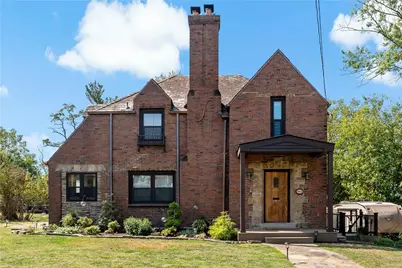 1012 Forsythe Rd, Carnegie, PA 15106 - Photo 1