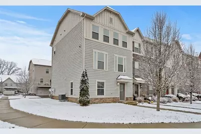 416 Fairmont Dr, Marshall, PA 15090 - Photo 2