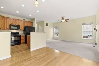 154 Southern Valley Ct, Adams Township, PA 16046 - Photo 8