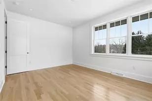 1502 Powers Run Rd, Pittsburgh, PA 15238 - Photo 24