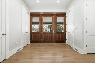 1502 Powers Run Rd, Pittsburgh, PA 15238 - Photo 2