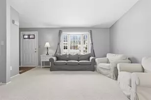 464 Malcolm, Moon/Crescent Twp, PA 15108 - Photo 4