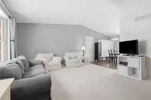 464 Malcolm, Moon/Crescent Twp, PA 15108 - Photo 6