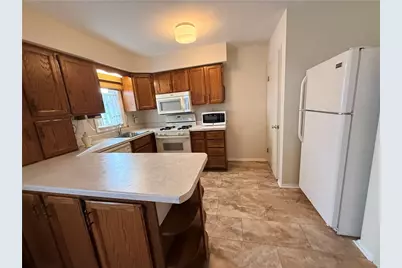 85 E Oak Street #6, White Township, PA 15701 - Photo 16