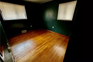 1337 Jeffers St, Pittsburgh, PA 15204 - Photo 2