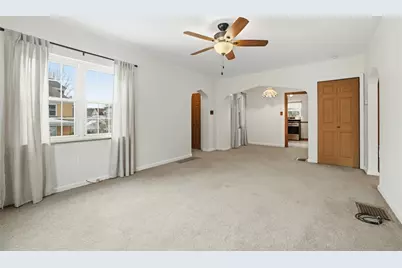 109 E Genessee St, Pittsburgh, PA 15223 - Photo 8