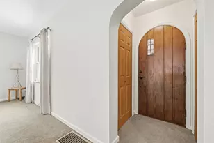 109 E Genessee St, Pittsburgh, PA 15223 - Photo 4