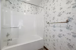 122 Heldon Dr, Moon/Crescent Twp, PA 15108 - Photo 36