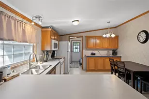 811 Maple Ct, Cranberry Township, PA 16066 - Photo 12