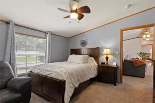 811 Maple Ct, Cranberry Township, PA 16066 - Photo 14