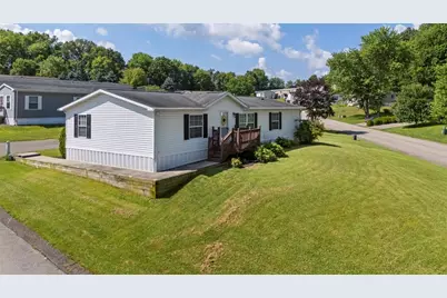 811 Maple Ct, Cranberry Township, PA 16066 - Photo 1