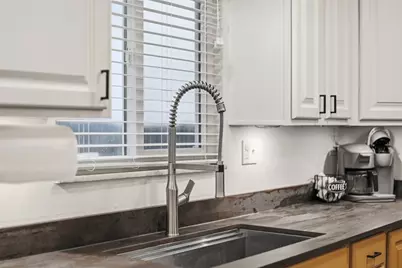 6130 Murray Ave, Bethel Park, PA 15102 - Photo 14