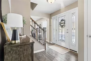 186 Bayberry Ln, Cranberry Township, PA 16066 - Photo 6