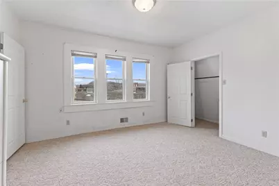 324 Wood St, California, PA 15419 - Photo 22