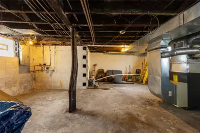 324 Wood St, California, PA 15419 - Photo 32