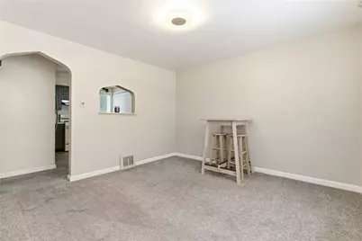 1409 Jefferson Heights Rd, Wilkins Township, PA 15235 - Photo 8