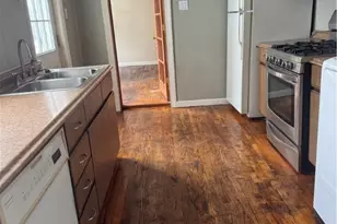 1718 Fox Wy, Pittsburgh, PA 15203 - Photo 14