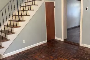 1718 Fox Wy, Pittsburgh, PA 15203 - Photo 2