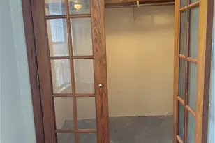 1718 Fox Wy, Pittsburgh, PA 15203 - Photo 20