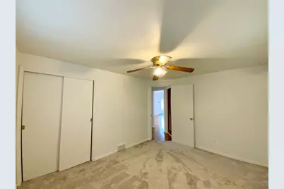 86 Thorncrest Dr, Kennedy Township, PA 15136 - Photo 10