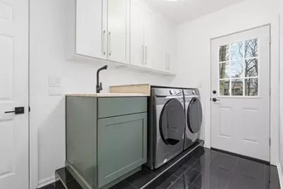 2154 S Villa Drive, Hampton, PA 15044 - Photo 18